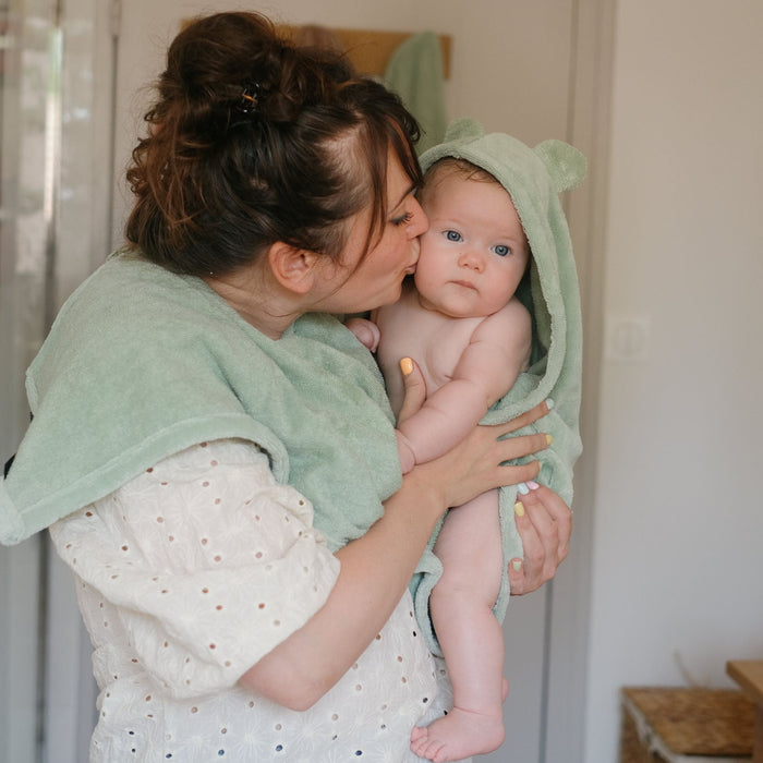 Bain Cocoon : Cape de Bain innovante, Amande