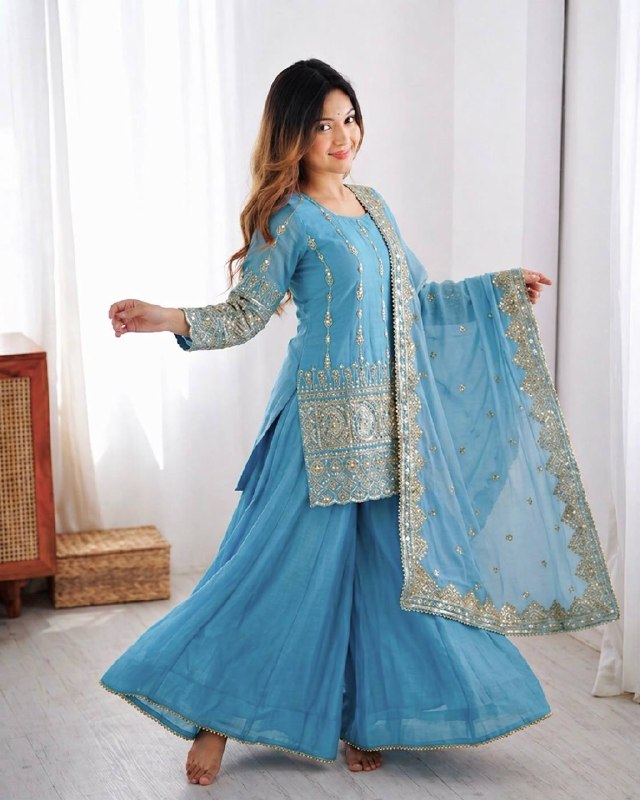 Elegance in Aqua  Traditional Charm