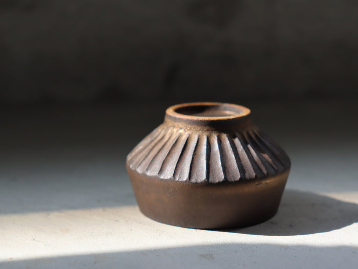 Emui: Handmade Bronzed Guinomi Cup