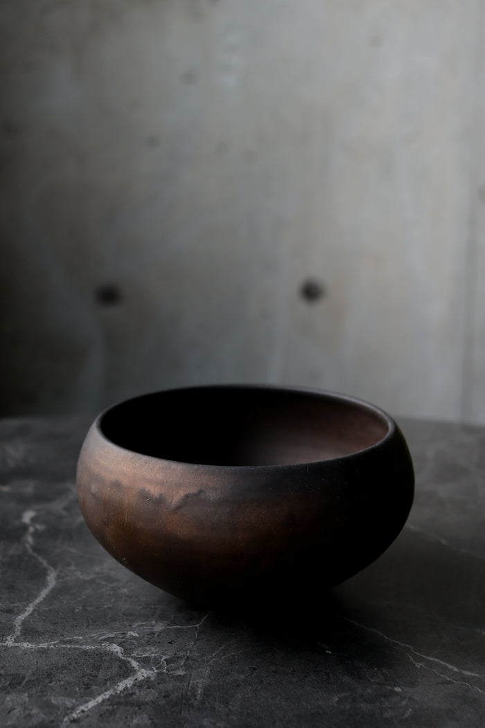 Emui: Handmade Bronzed Matcha Bowl