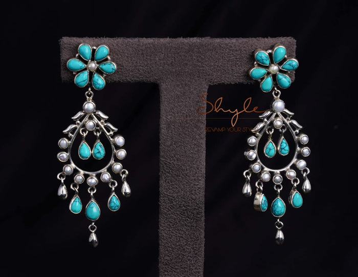 Essence Turquoise Pearl Jadau Earrings