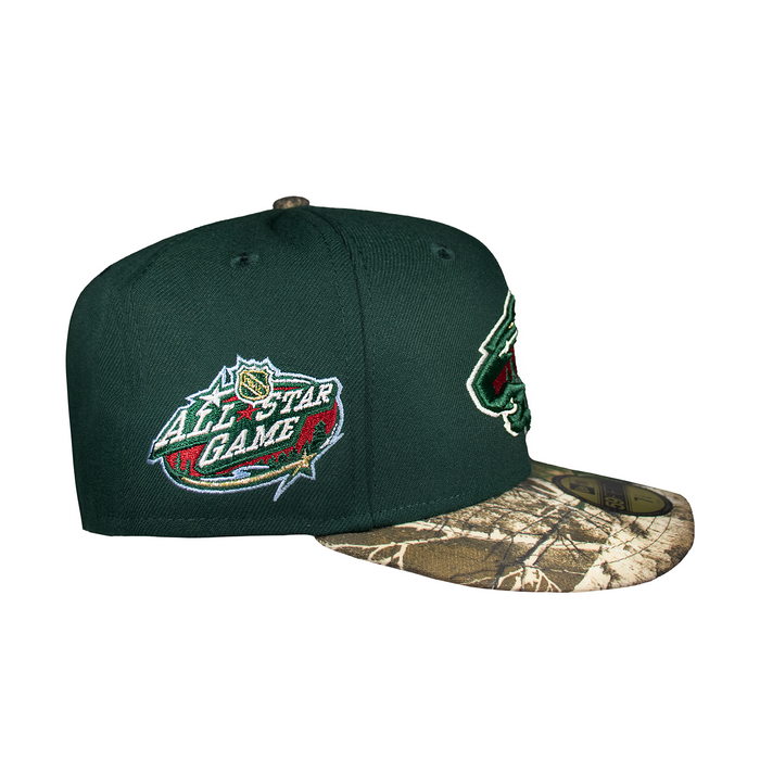 Minnesota Wild Dark Green & Real Tree