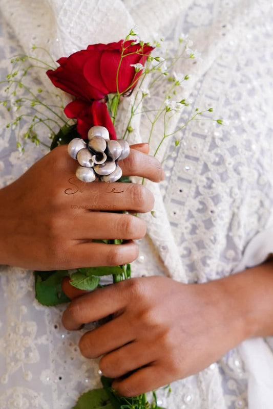 Moh Fine Rose Statement Ring