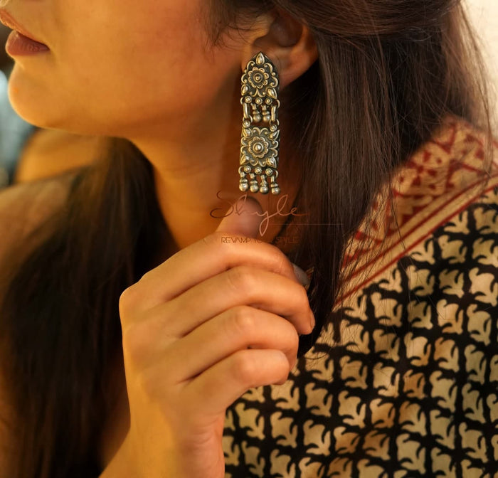 Moh Floral Detailed Layered Earrings primary