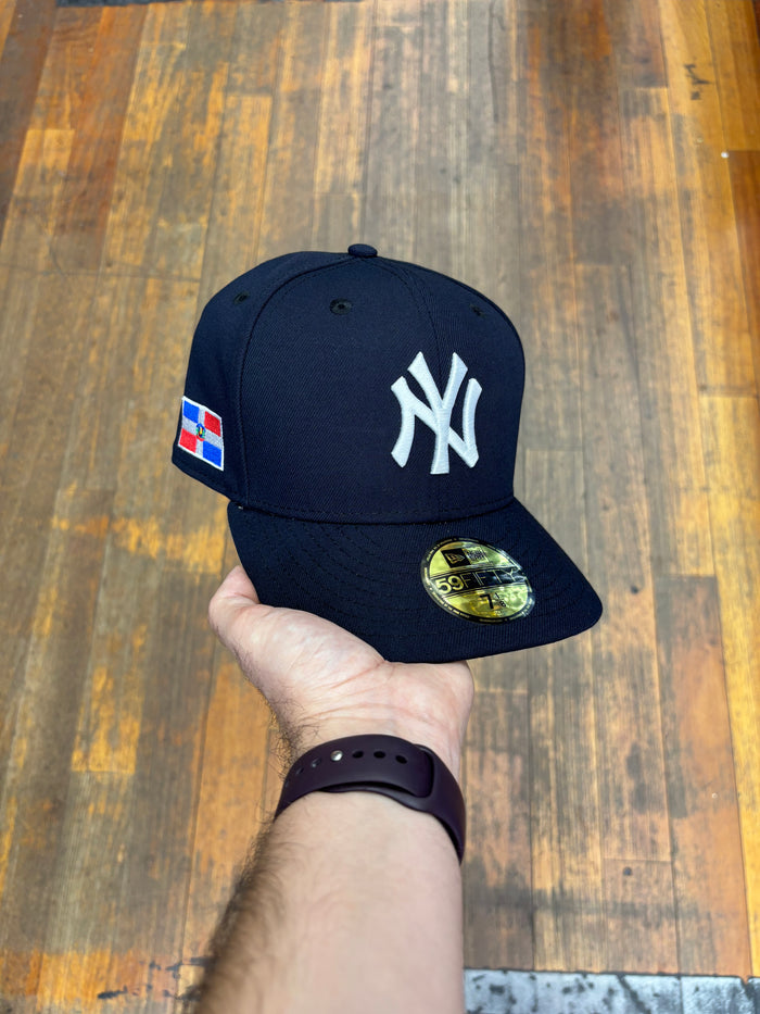 New York Yankees All Navy Blue Dominican Republic Flag