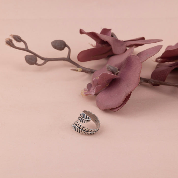 Qurbat Intricate Dual Leaf Ring