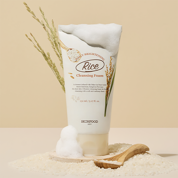 Rice Daily Brightening Cleansing Foam