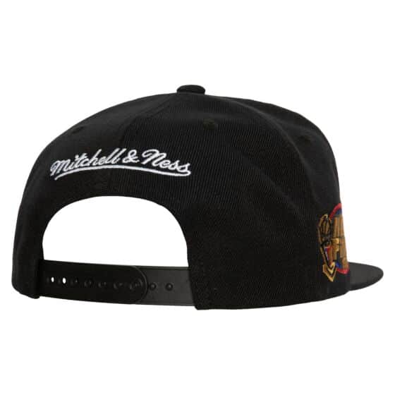 San Antonio Spurs Black Top Spot Snapback HWC