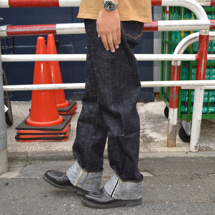 STUDIO D'ARTISAN "SD-1002" 15oz GL3 Loose Straight