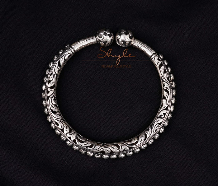 Tattva Chitai Intricate Ankle Kada back