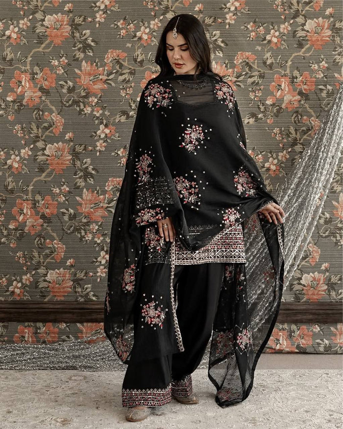Timeless Grace Ethnic Fashion Set