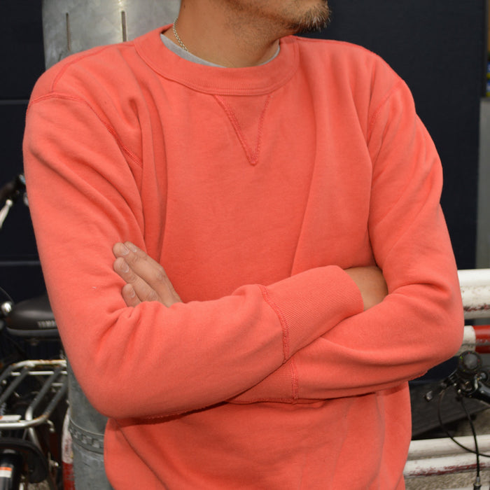 TwoMoon "92022"  V-gusset Set-in Sleeve Sweatshirt